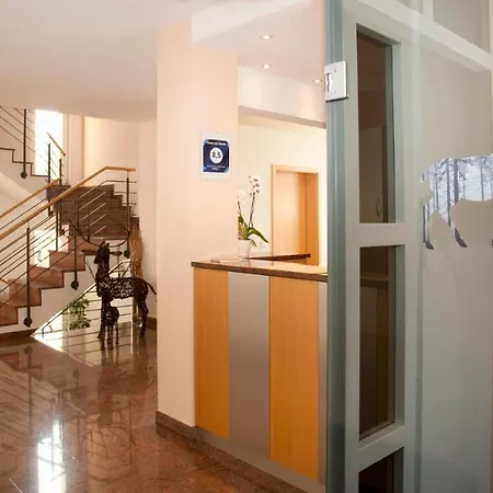 Martino - Zum Hirsch