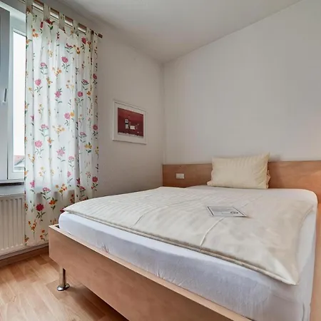 Martino - Zum Hirsch מלון 3*