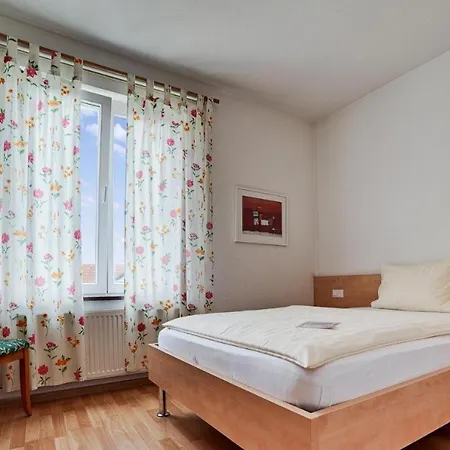 Szálloda Martino - Zum Hirsch 3*