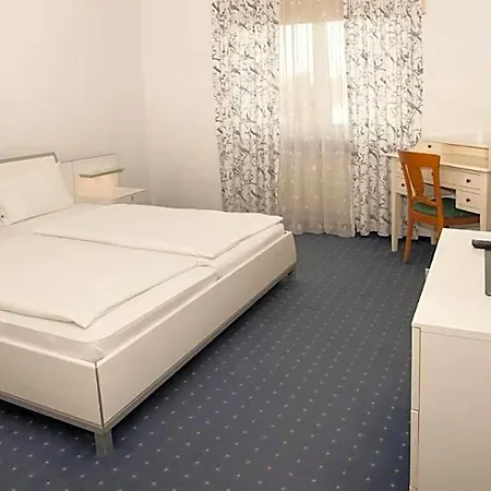 Martino - Zum Hirsch Hotel