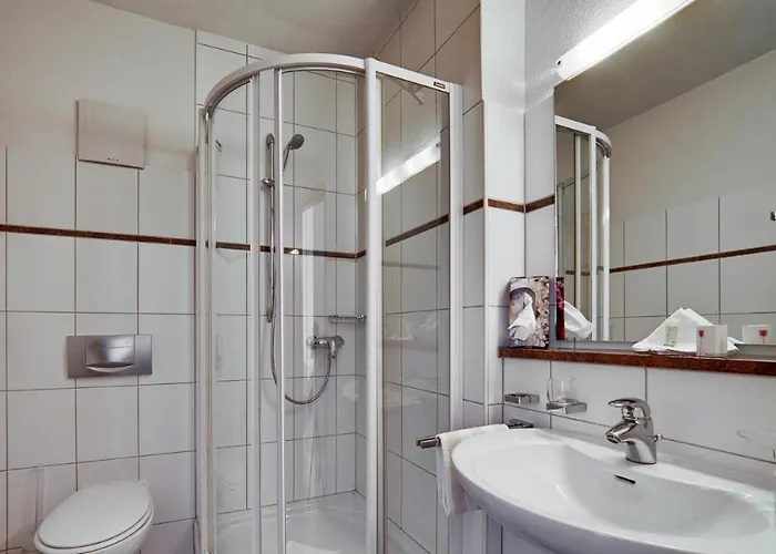 Martino - Zum Hirsch 3*