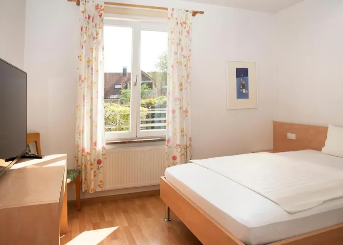 Martino - Zum Hirsch 3*