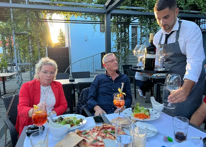 Martino - Zum Hirsch 3*