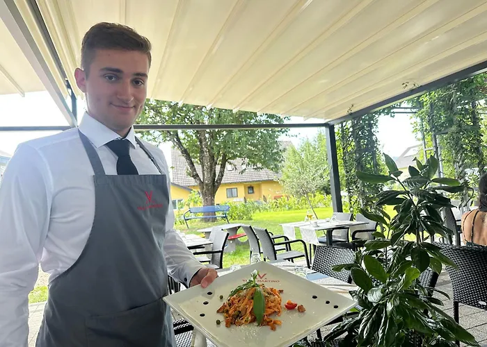 Martino - Zum Hirsch 3*