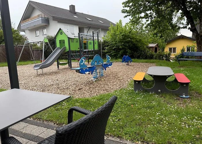 Martino - Zum Hirsch 3*